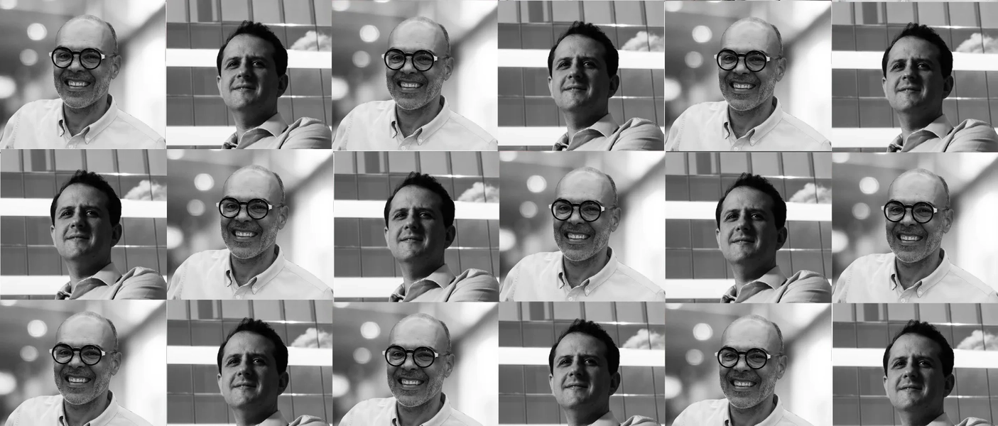 Painel com foto de Rafael Albuquerque, Diretor Executivo de Desenvolvimento Imobiliário e José Police Neto, subsecretário de Desenvolvimento Urbano do Estado de São Paulo